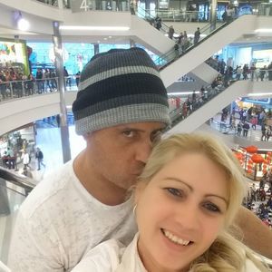 Meet your Posher, Nivia